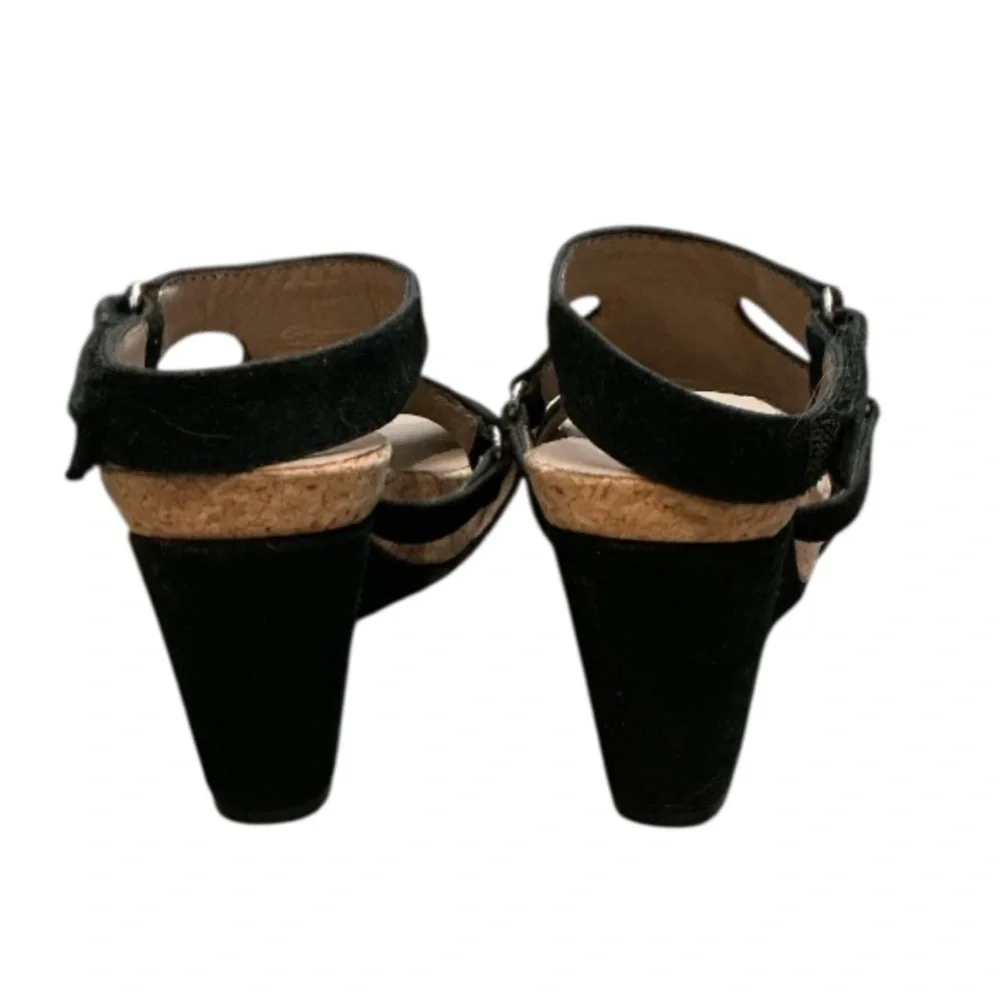 Authentic Bettye Muller black suede designer wedge sandals sz 6